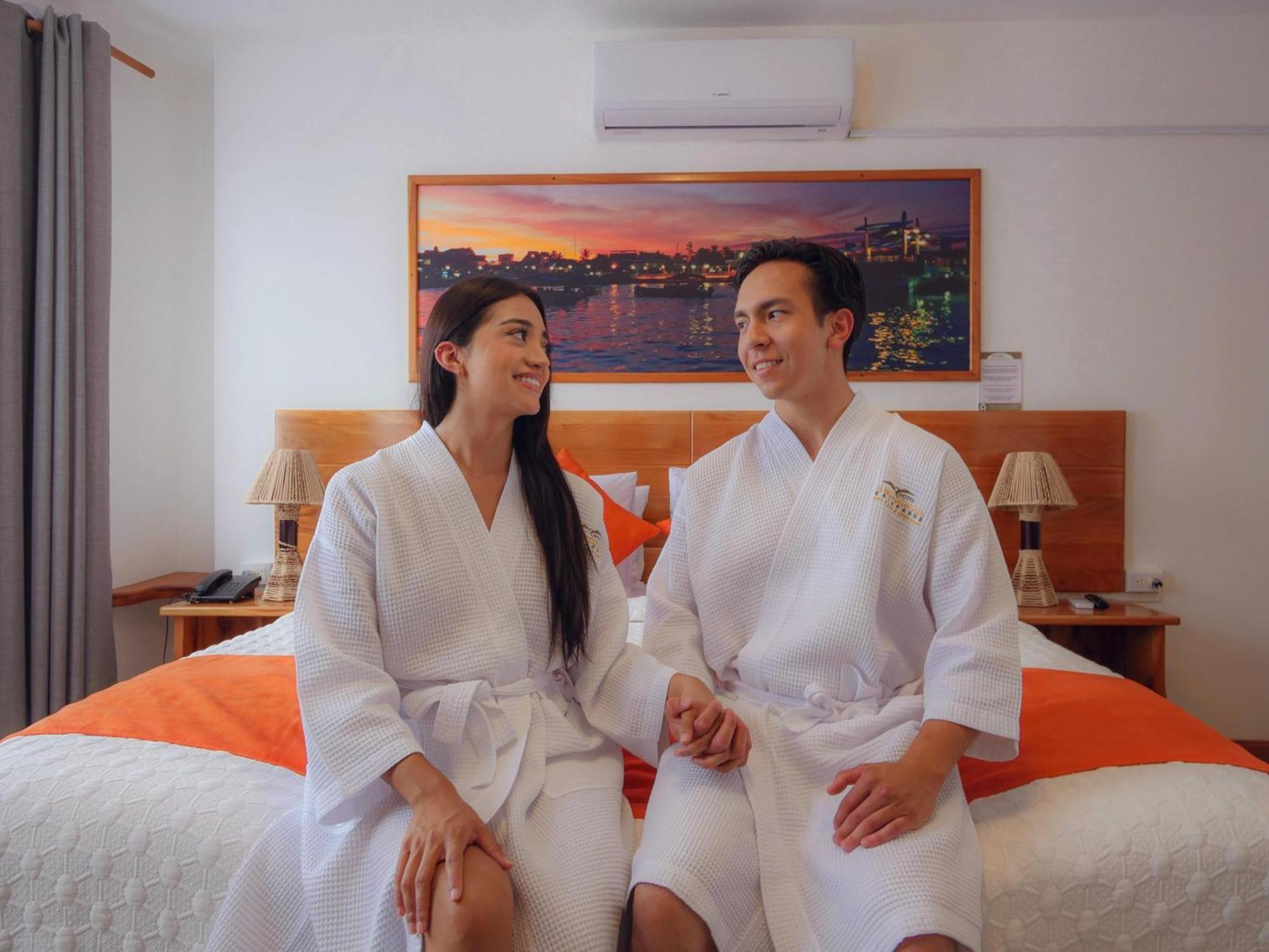 El Descanso Del Guia ปูแอร์โตอาโยรา ภายนอก รูปภาพ
