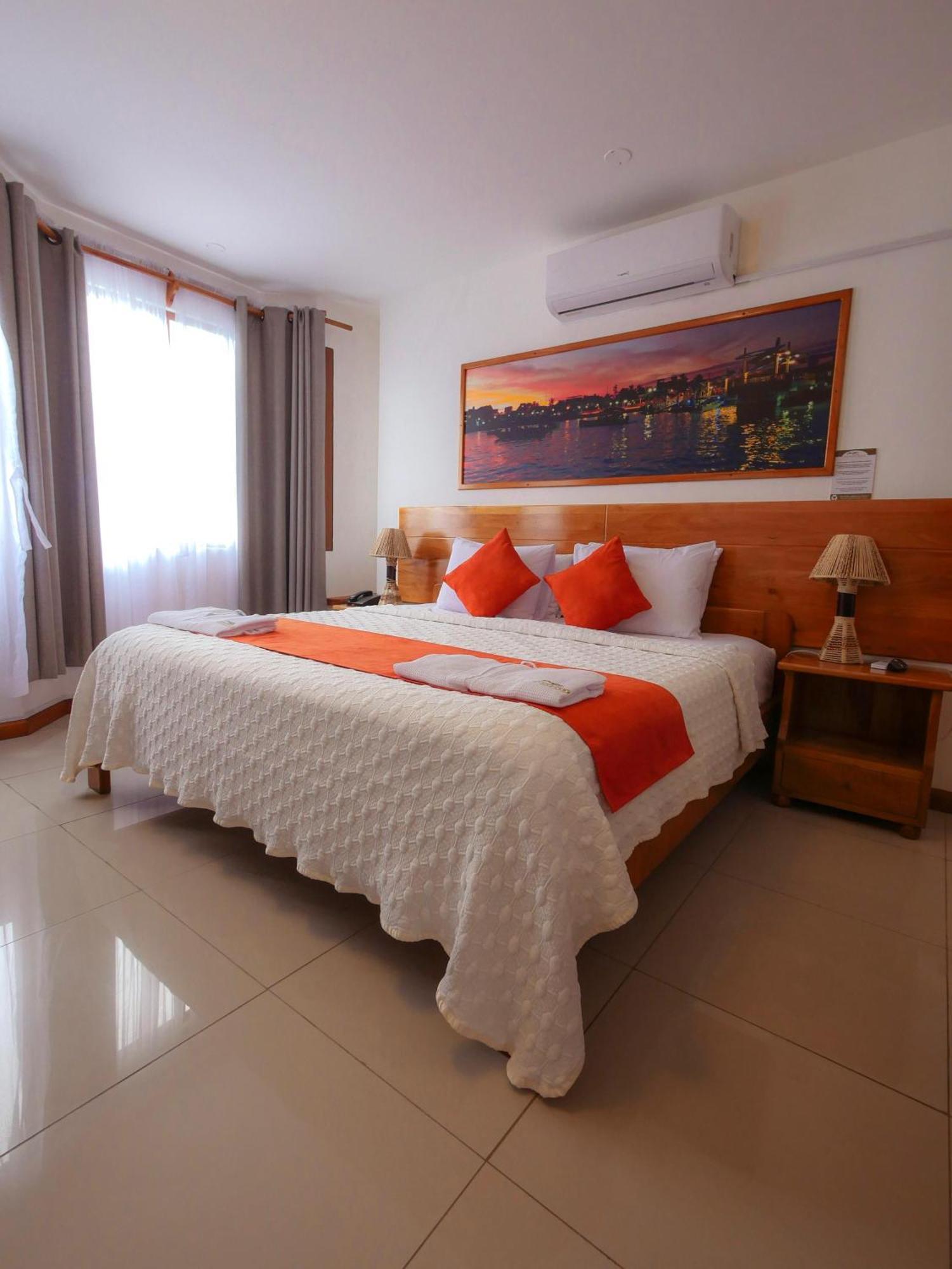 El Descanso Del Guia ปูแอร์โตอาโยรา ภายนอก รูปภาพ