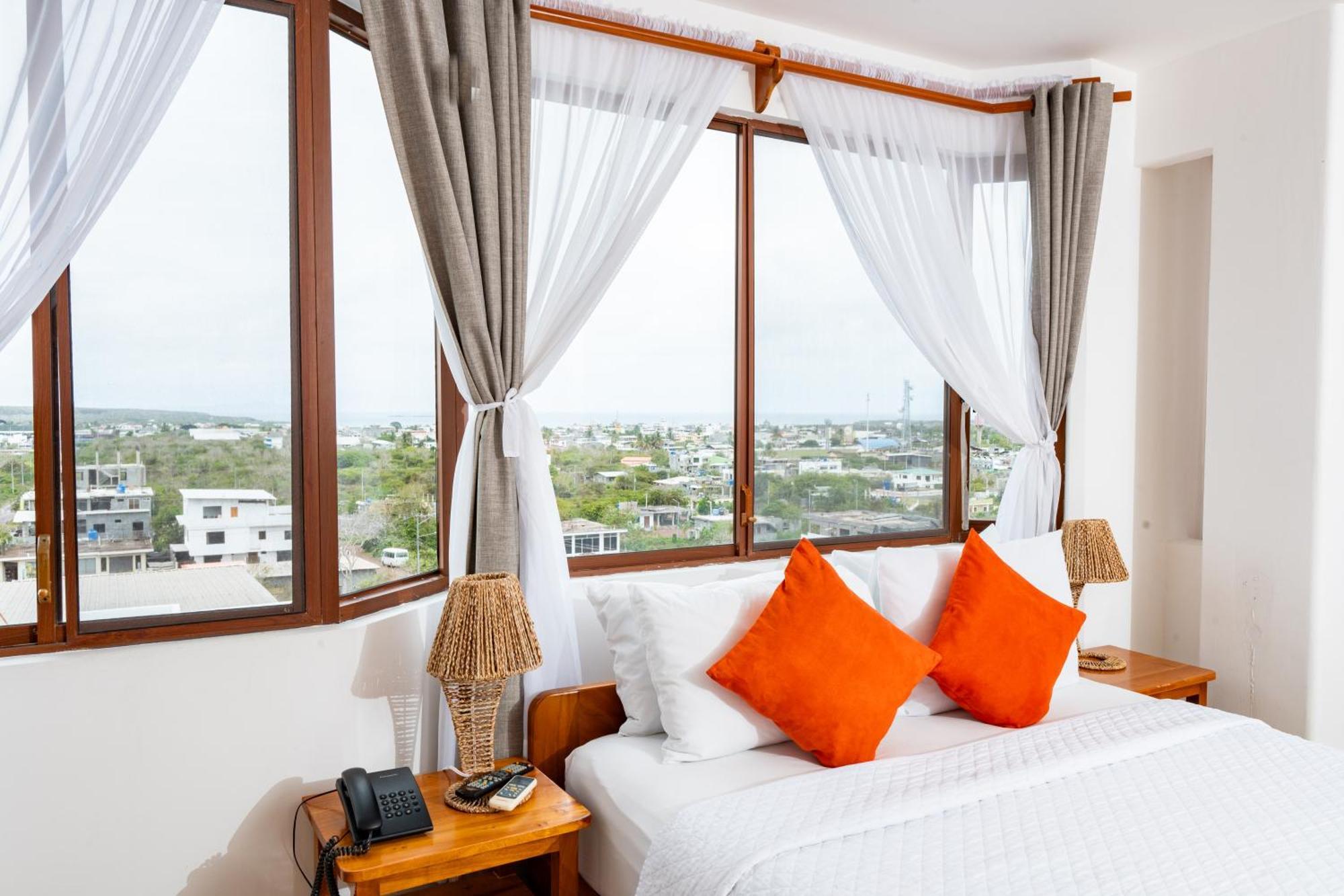 El Descanso Del Guia ปูแอร์โตอาโยรา ภายนอก รูปภาพ